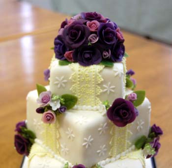 ａさん制作 お友達への結婚祝いのプレゼント シュガークラフトで作るウエディングケーキのご紹介
